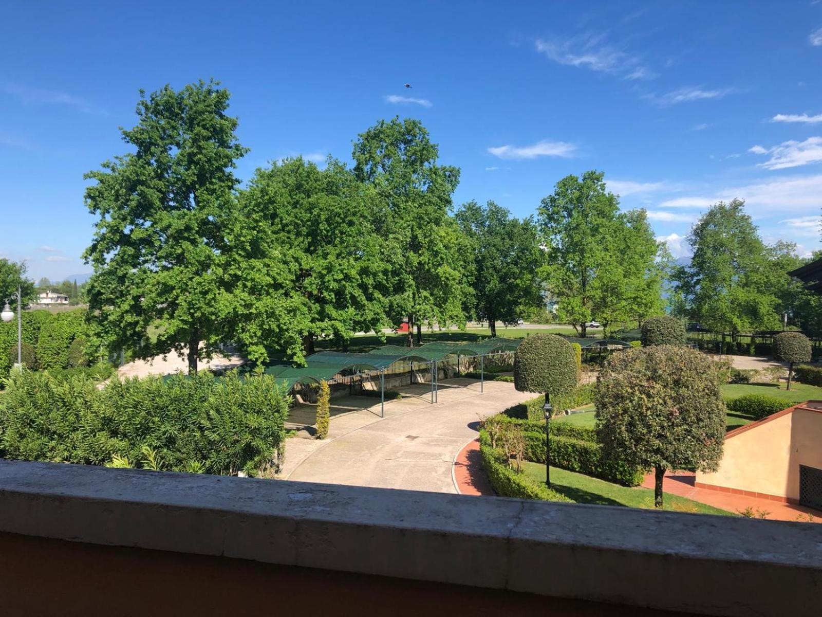 Lugana Resort & Sporting Club Πεσκιέρα ντελ Γκάρντα Εξωτερικό φωτογραφία
