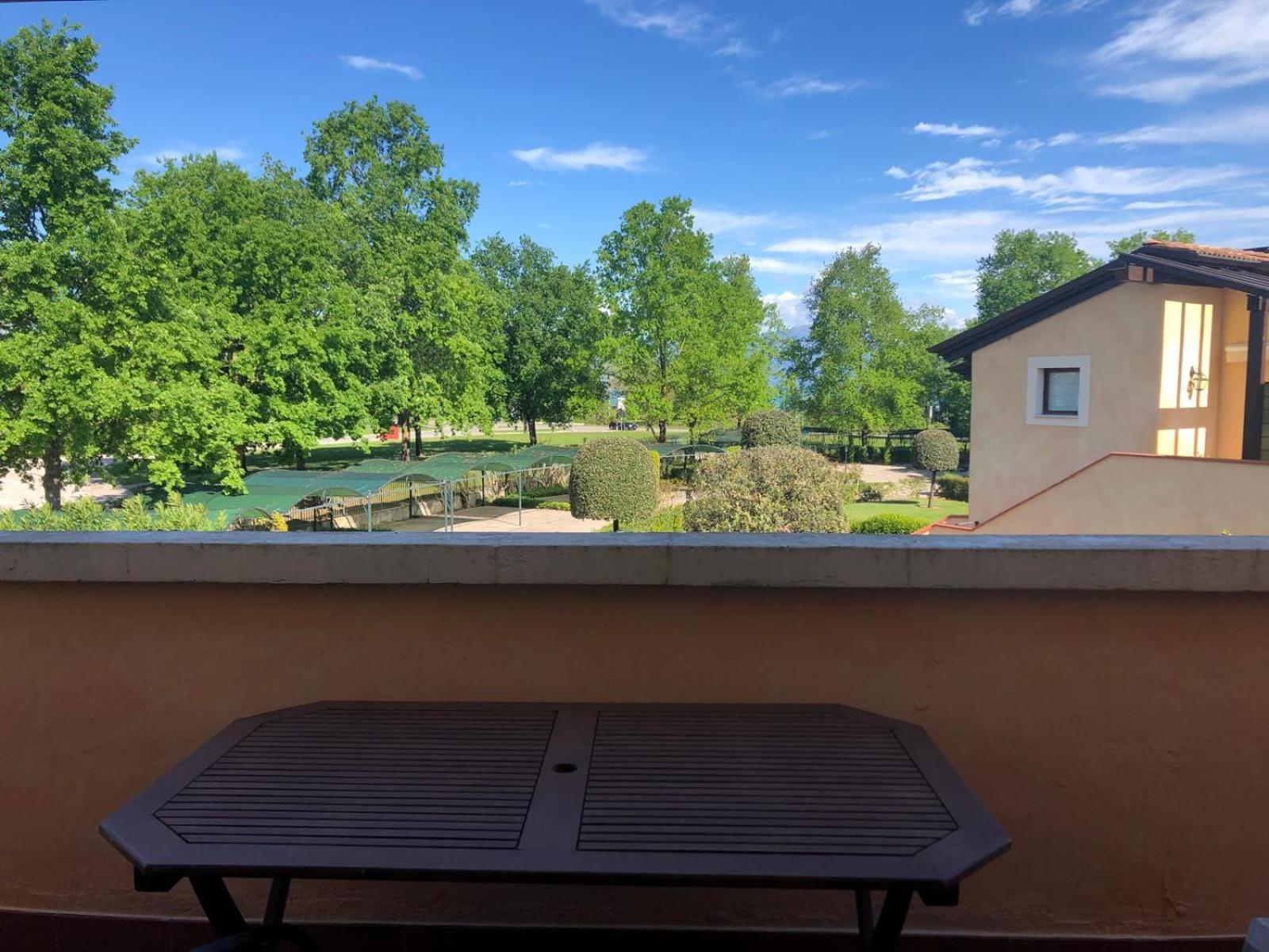 Lugana Resort & Sporting Club Πεσκιέρα ντελ Γκάρντα Εξωτερικό φωτογραφία