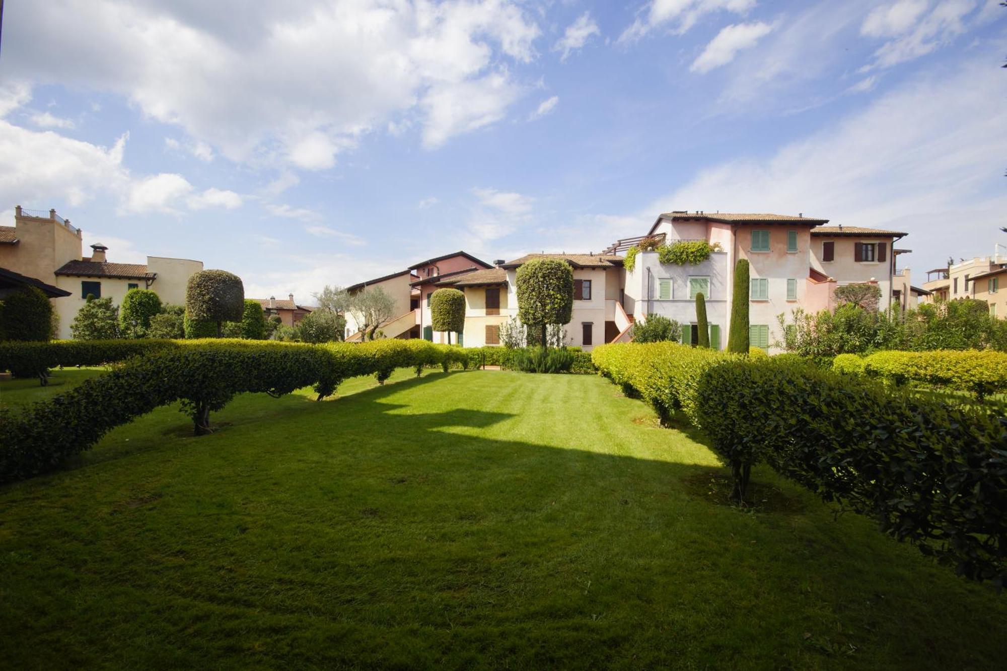 Lugana Resort & Sporting Club Πεσκιέρα ντελ Γκάρντα Εξωτερικό φωτογραφία